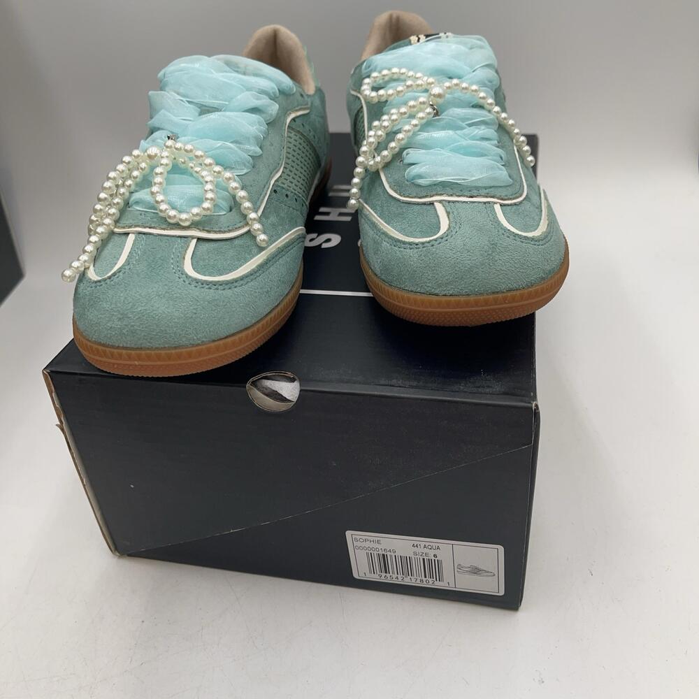 Aqua Suede Pearl Beaded Shoes Womens Low Top Casual Sneakers Sophie Size 6